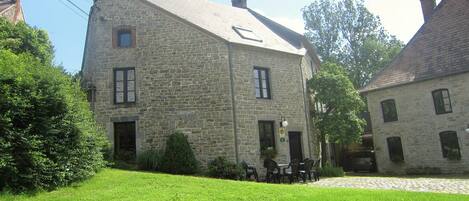 House | Exterior