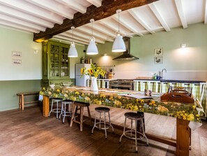 Dining - Historic Farmhouse Middle of Polder Landscape (Damme)