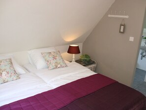 Villa | Room amenity - Lavish Villa in Schutzbach With Recreation Room & Mountain Views (Schutzbach)
