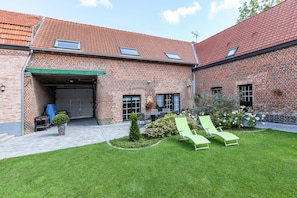 House | Garden