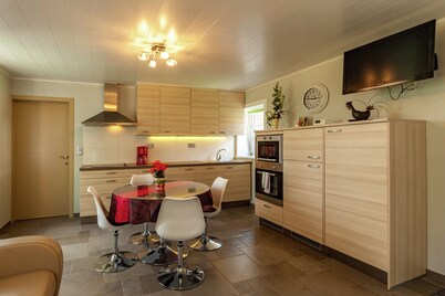 Cozy Home for 4 Guests