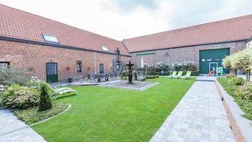 House | Garden