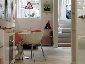 Apartment | Dining