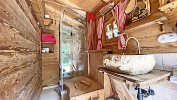 House | Bathroom