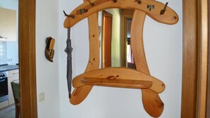 2 quartos, individualmente mobiliados, roupa de cama