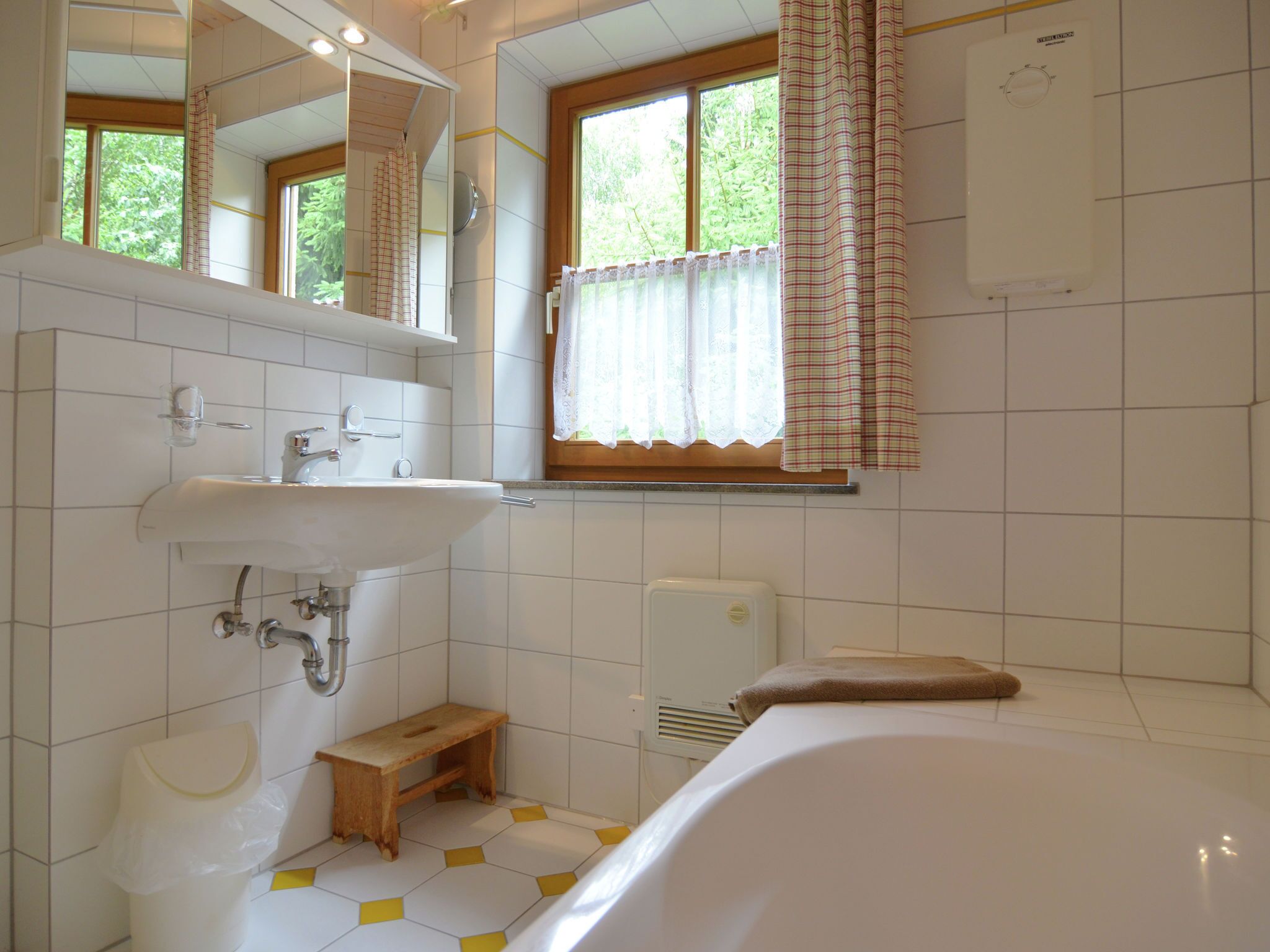 Rumah | Kamar mandi | Shower dan pengering rambut