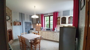 Private kitchen - Cozy Escape in Namur Region (Doische)