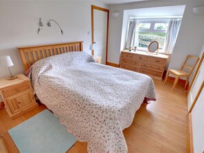 1 bedroom, individually furnished, bed sheets - Rural Cottage near Beach & Nature Reserve (Winchelsea)