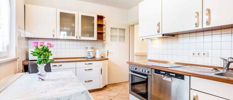 House | Private kitchen