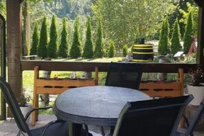 House | Dining - Detached House at 100m Distance of the Lake (Lokve)