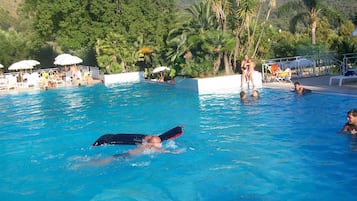 House | Kolam renang | Kolam renang terbuka