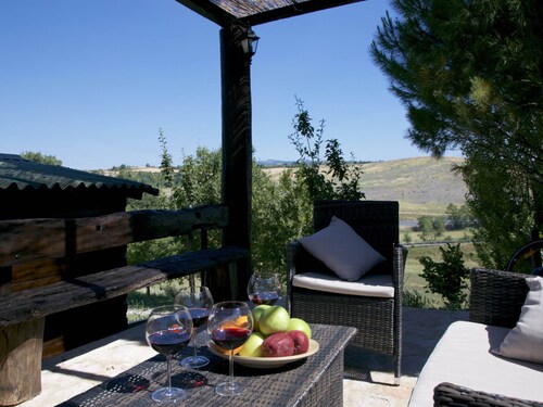 Rustic Escape With Pool