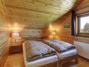 House | 4 bedrooms, individually furnished