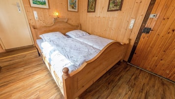 House | 1 bedroom, individually furnished
