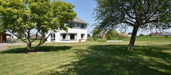 Peaceful Villa With Garden, Balcony, Basement, Football Goal