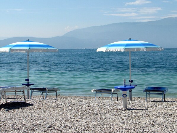 View from property - Belvilla by OYO Cozy Holiday Home With Barbecue (Manerba del Garda)