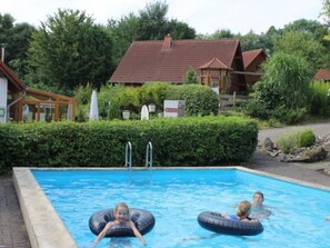House | Pool | Outdoor pool - Holiday Home in Germany With Garden Terrace (Brakel)