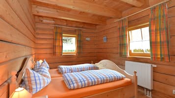 Rumah | 3 kamar tidur dan dilengkapi dengan perabotan berbeda-beda