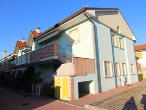 Exterior - Sun Drenched Residence with Pool in Rosolina Mare (Rosolina)