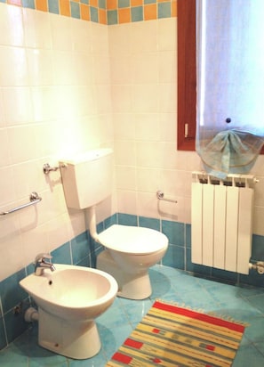 Apartment | Badezimmer