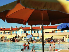 Pool - Sun Drenched Residence with Pool in Rosolina Mare (Rosolina)
