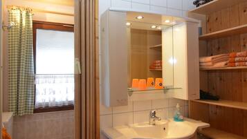 Ferienhaus | Badezimmer