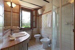 Ferienhaus | Badezimmer