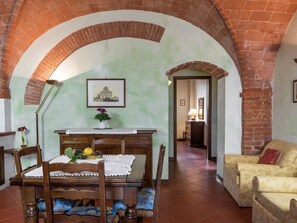 Ferienhaus | Wohnzimmer | Kamin