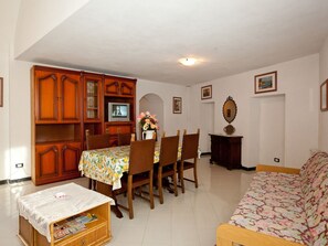 Ferienhaus | 2 Schlafzimmer, individuell eingerichtet, Bettwäsche