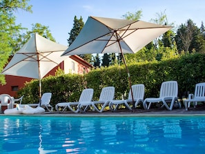 House | Pool