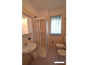 Apartment | Bathroom | Shower