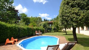 Pool - Cozy Holiday Home in Arezzo With Swimming Pool (Civitella in Val di Chiana)