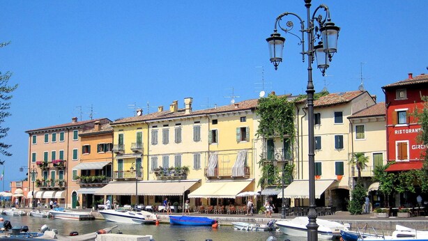 Cottage | View from property - Belvilla by OYO Casa Gialla A Due (Lazise)