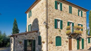 House | Exterior