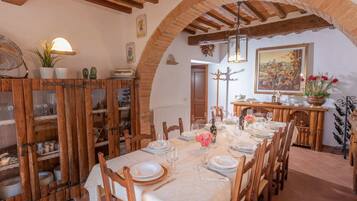 House | Dining