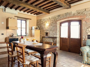 Apartment | Dining
