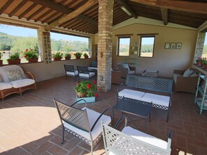 Apartment | Games room - Apartment in Todi With Pool & History (Todi)