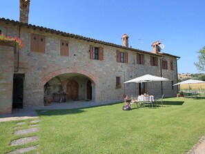 Apartment | Exterior - Apartment in Todi With Pool & History (Todi)