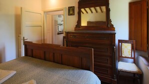 Casa | 2 habitaciones, muebles diferentes y ropa de cama
