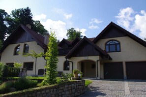 House | Exterior - Large Luxury House with Sauna & Hot Tub in Giant Mountains near ski Area (Podgorzyn)