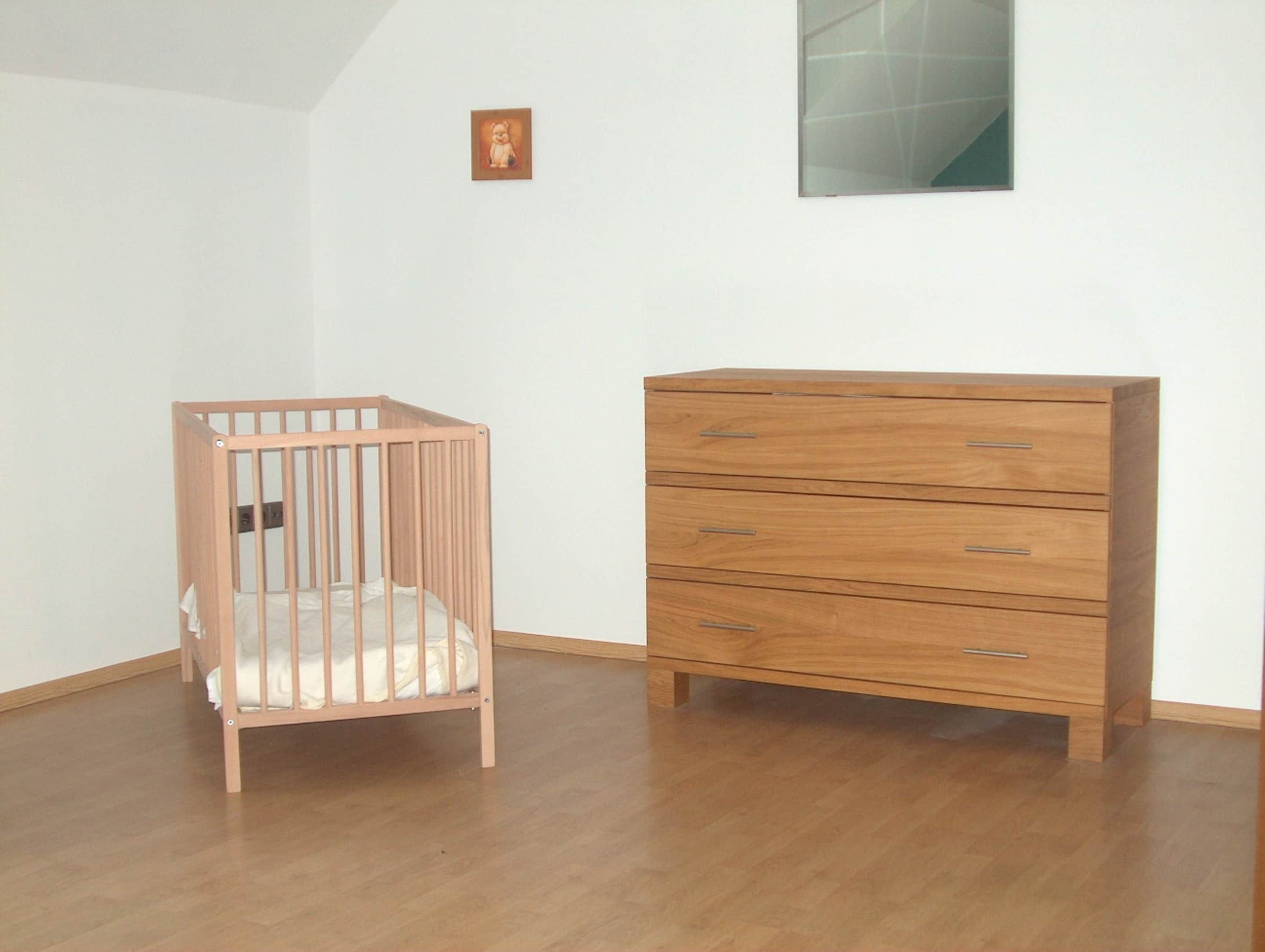 House | 6 bedrooms, individually furnished, bed sheets