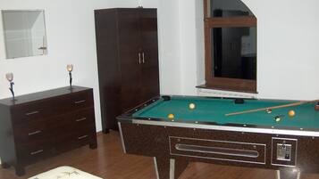 House | Games room