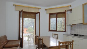 Apartment | Living room - Fabulous Apartment in Rosolina Mare near Sea (Rosolina)