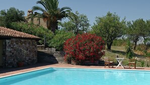 Outdoor pool - Holiday Home in Collesano With Pool (Collesano)