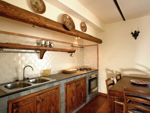 Ferienhaus | Eigene Küche | Kühlschrank, Ofen, Hochstuhl