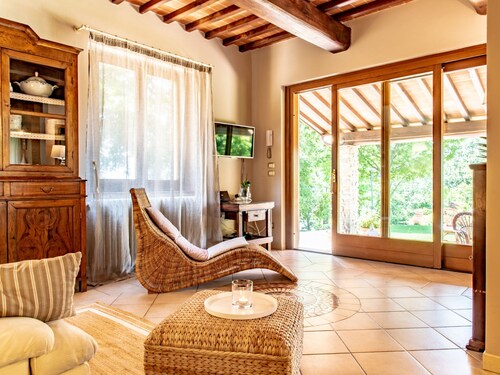 Cottage in Tuscany With Private Pool