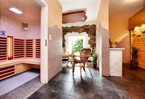 Interior - Moderscheid Cottage With Spa (Amel)