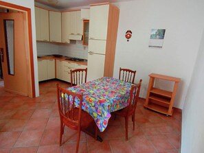 Dining - Modern Apartment in Rosolina Mare on Adriatic Coast (Rosolina)