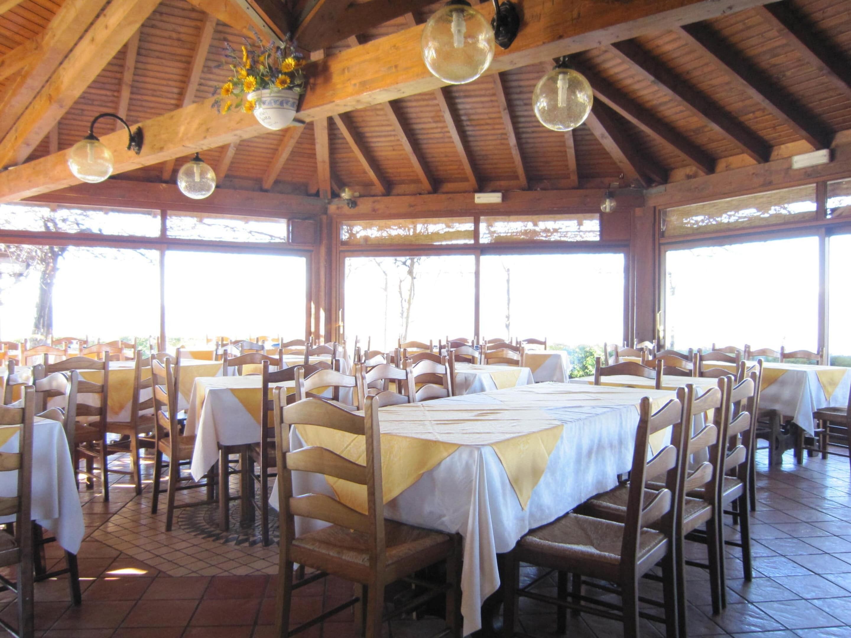 Cottage | Tempat makan