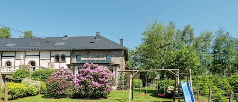 Cottage | Children's area